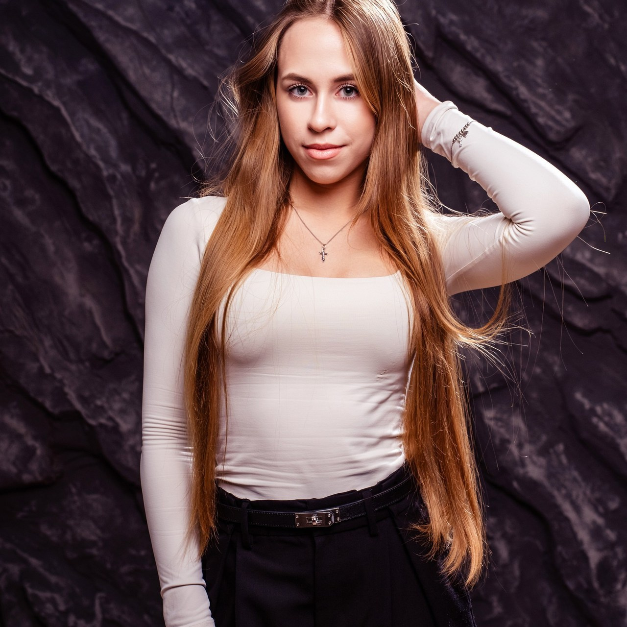 Съемка выпускного общая фотография портрет школьника фотокнига. Выпускные альбомы в Новороссийске и Краснодарском крае