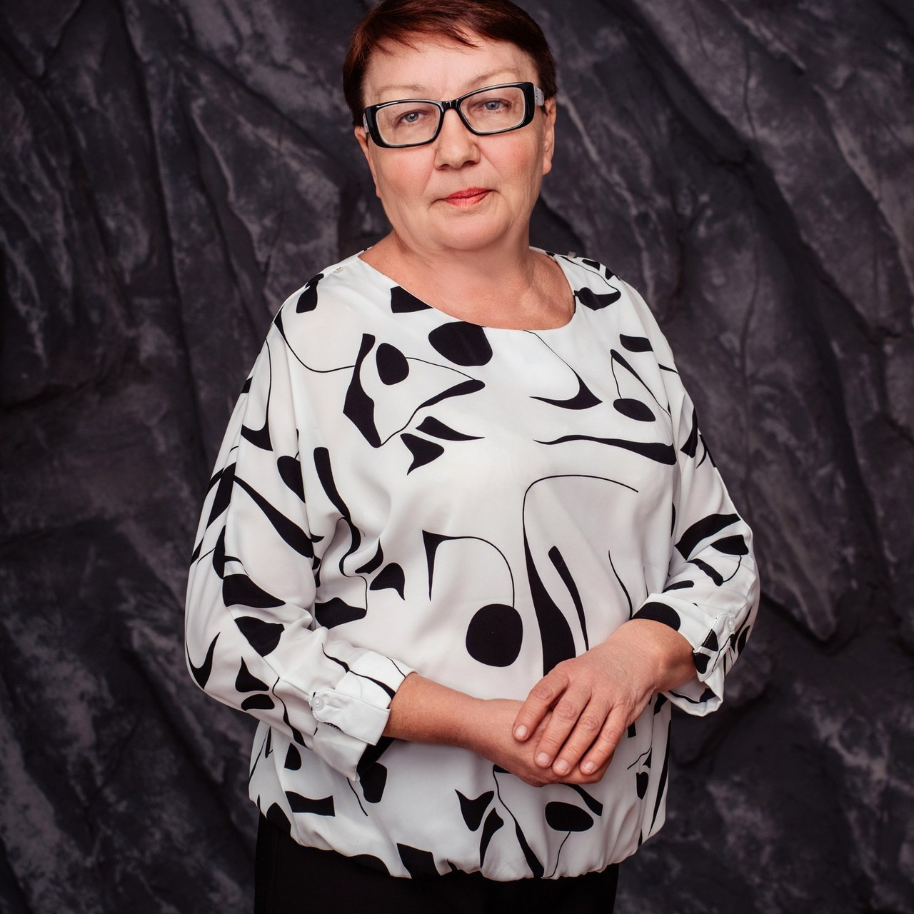 Съемка выпускного общая фотография портрет школьника фотокнига. Выпускные альбомы в Новороссийске и Краснодарском крае