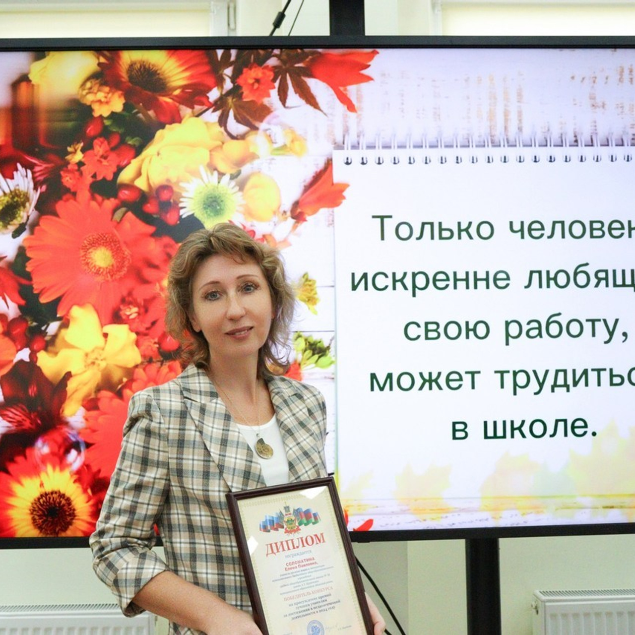 Съемка выпускного общая фотография портрет школьника фотокнига. Выпускные альбомы в Новороссийске и Краснодарском крае