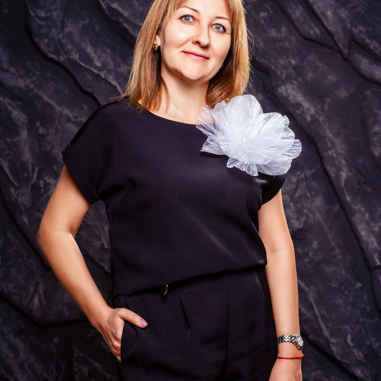 Съемка выпускного общая фотография портрет школьника фотокнига. Выпускные альбомы в Новороссийске и Краснодарском крае