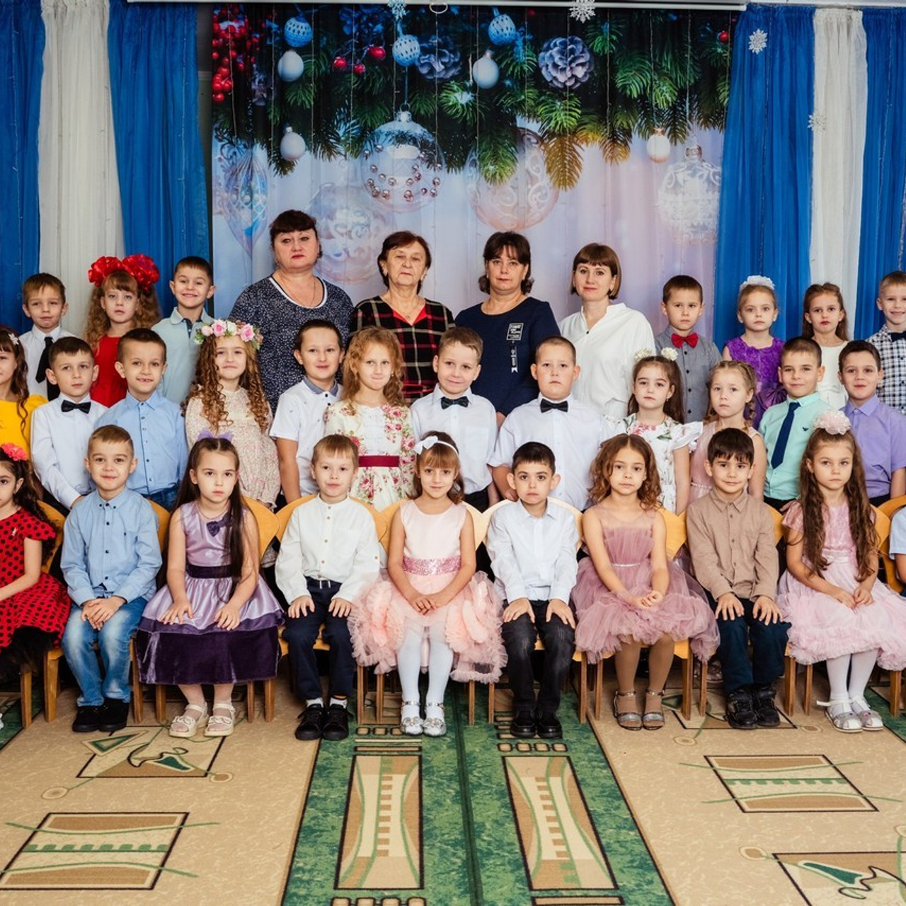 Съемка выпускного общая фотография портрет школьника фотокнига. Выпускные альбомы в Новороссийске и Краснодарском крае