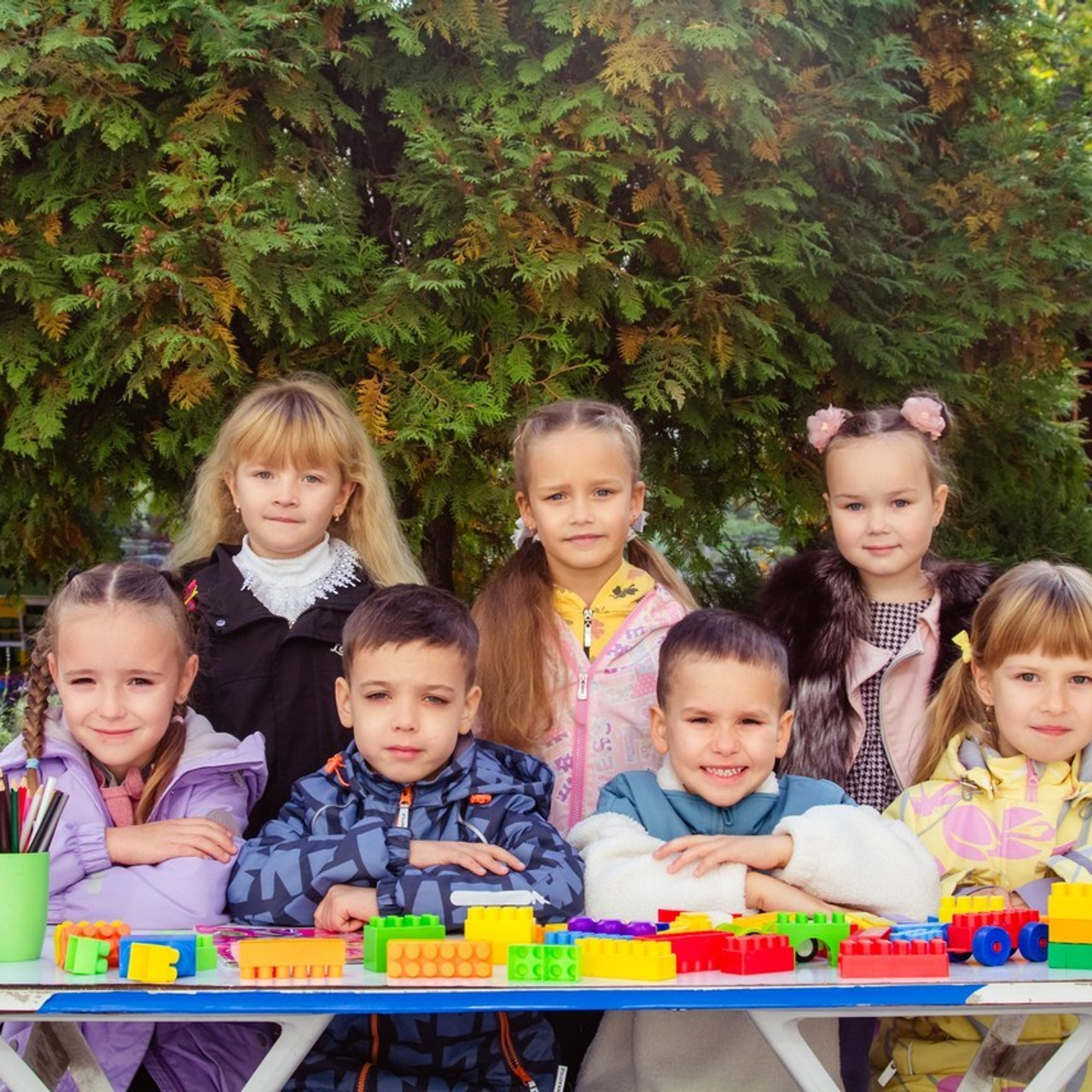 Съемка выпускного общая фотография портрет школьника фотокнига. Выпускные альбомы в Новороссийске и Краснодарском крае