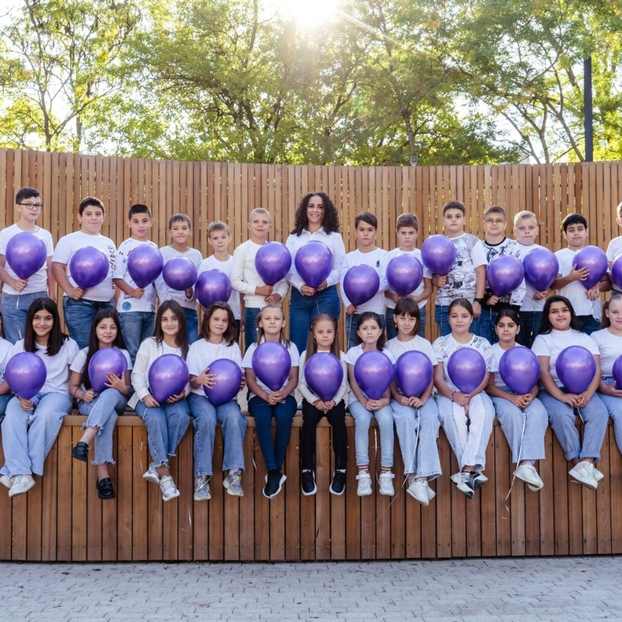 Съемка выпускного общая фотография портрет школьника фотокнига. Выпускные альбомы в Новороссийске и Краснодарском крае