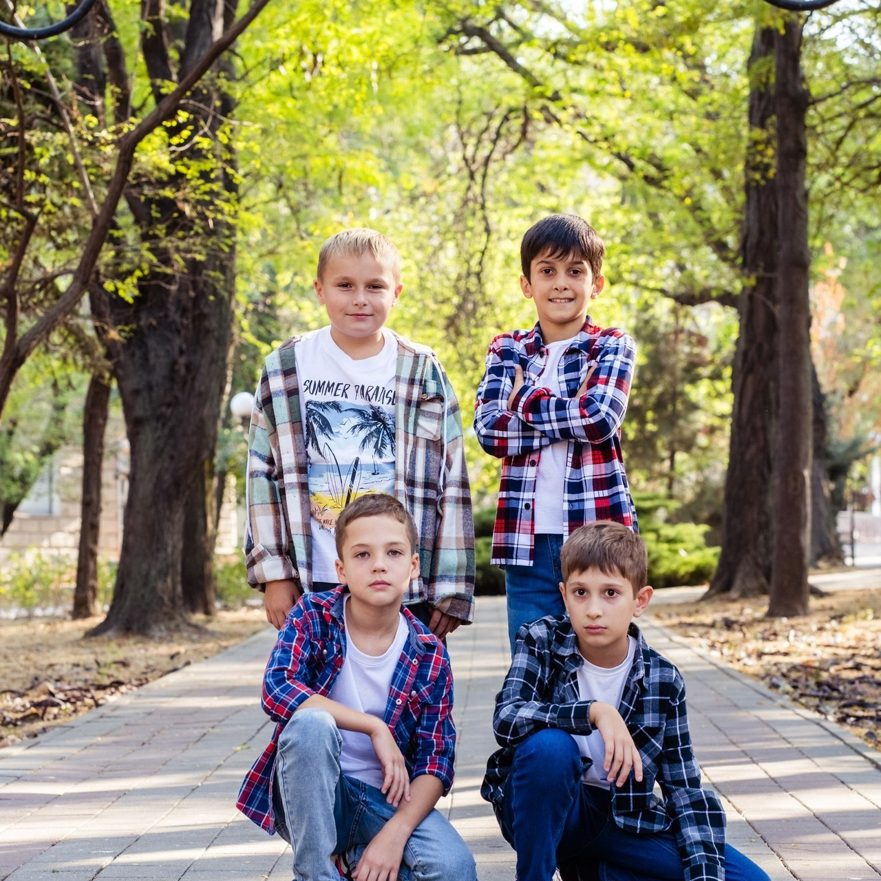 Съемка выпускного общая фотография портрет школьника фотокнига. Выпускные альбомы в Новороссийске и Краснодарском крае