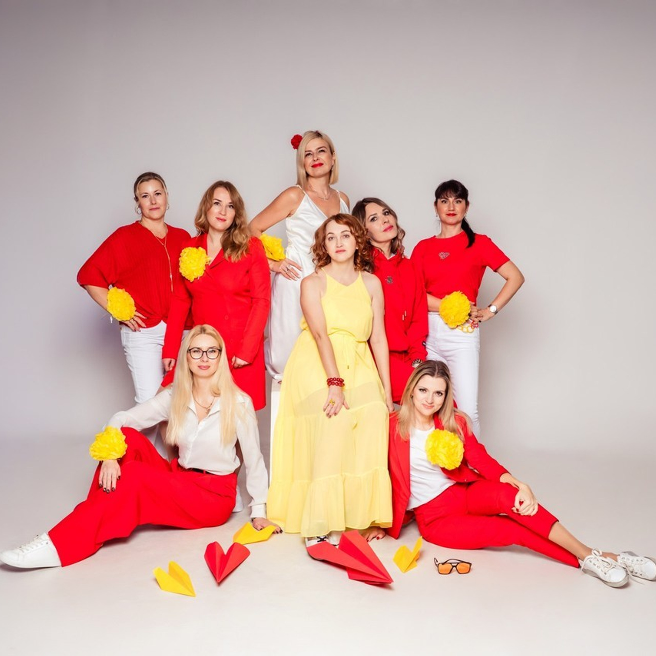 Съемка выпускного общая фотография портрет школьника фотокнига. Выпускные альбомы в Новороссийске и Краснодарском крае