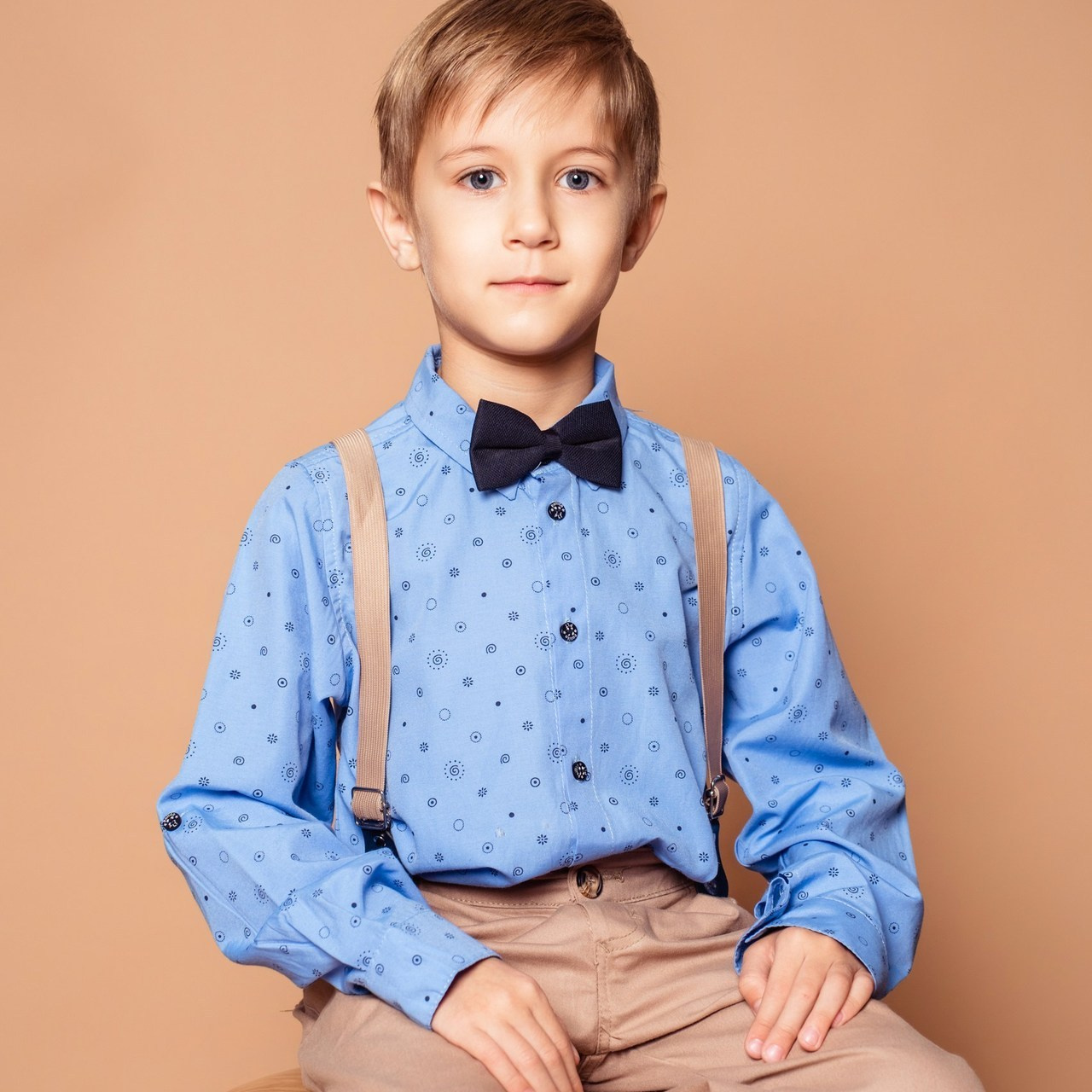 Съемка выпускного общая фотография портрет школьника фотокнига. Выпускные альбомы в Новороссийске и Краснодарском крае