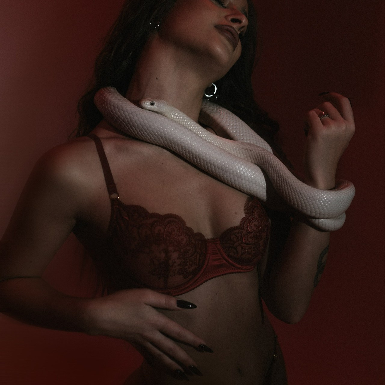 FEEDBACK. Art Photographer Anastasiia Maiskaya