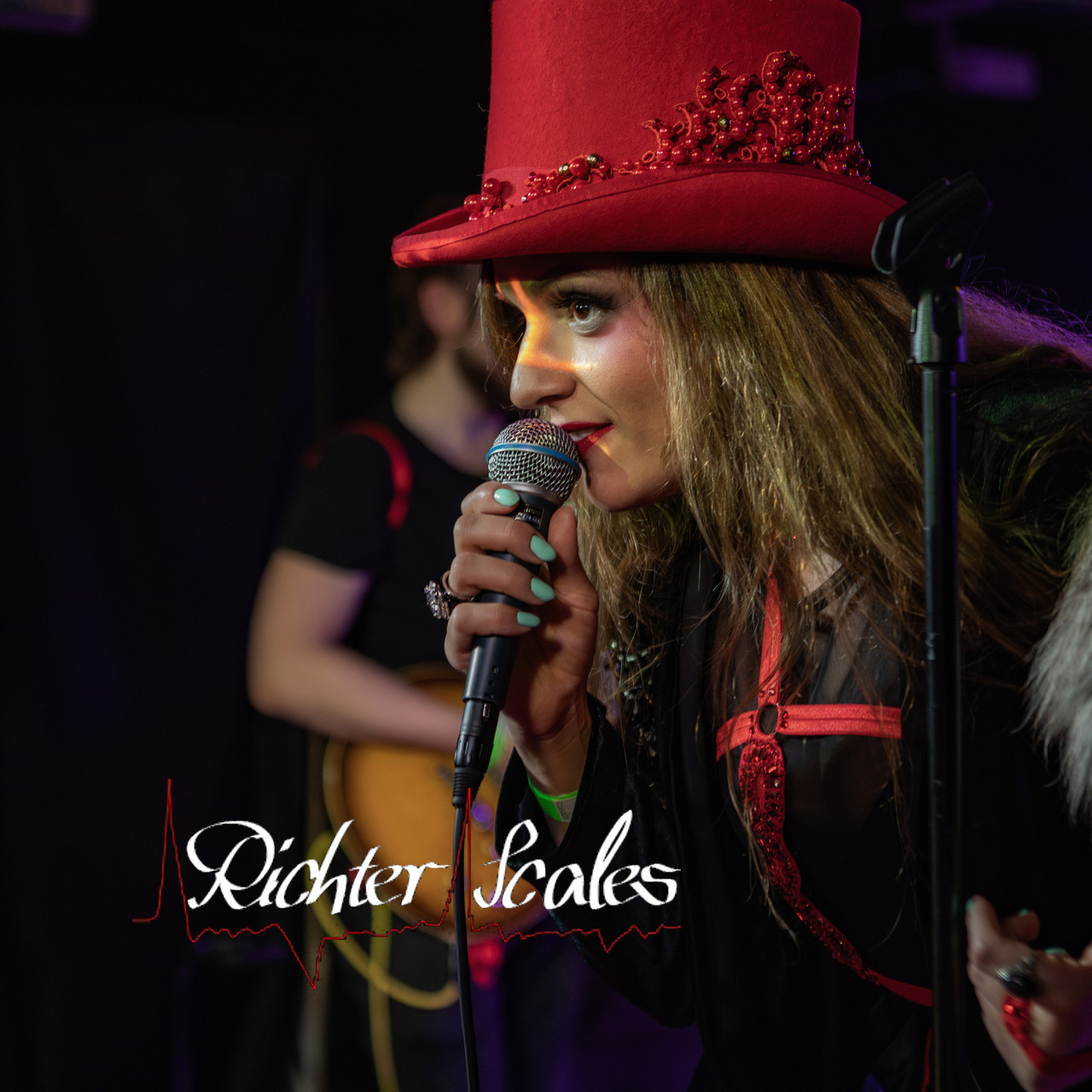 B47 — 188 — Moving Waves — Richter scales — 2021.12.21