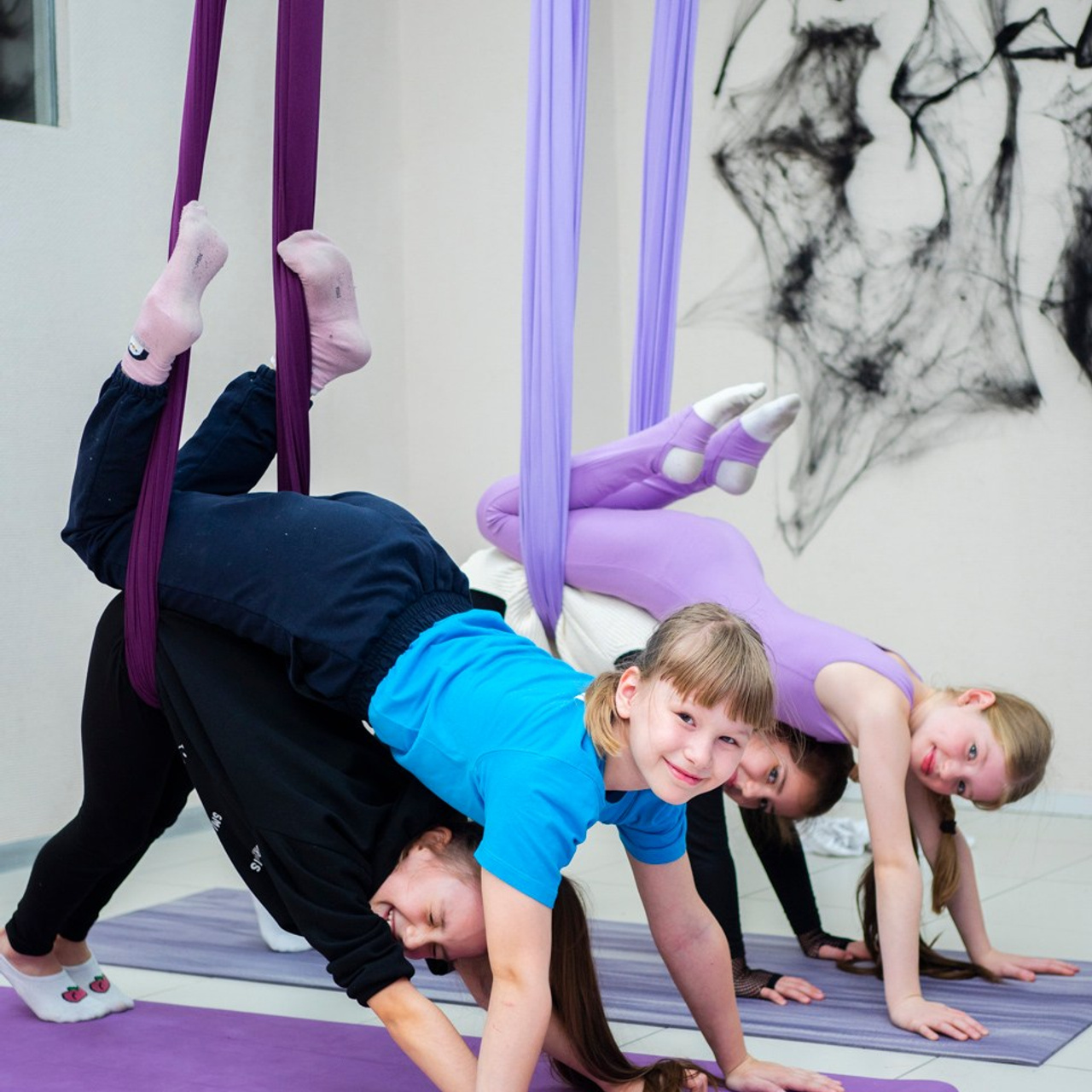 На йога гамаках