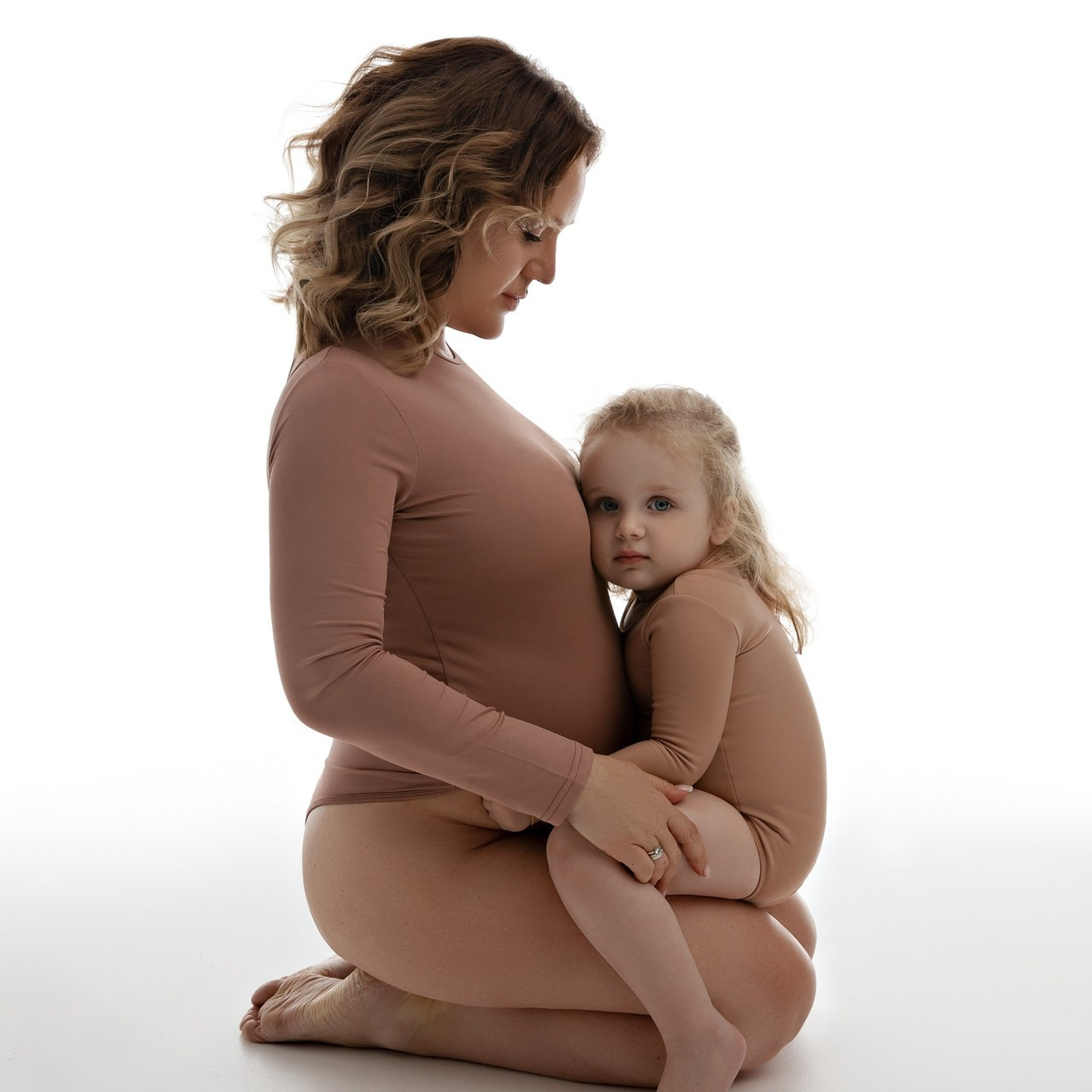 Женский и семейный фотограф Евгения Слесарева. Контакты