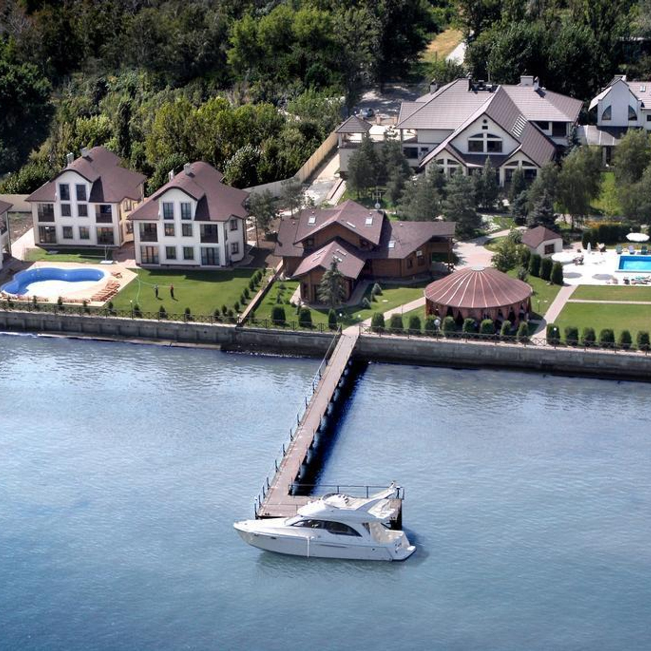 Высокий берег