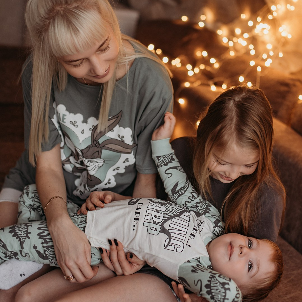 Алёна, Мира, Степан