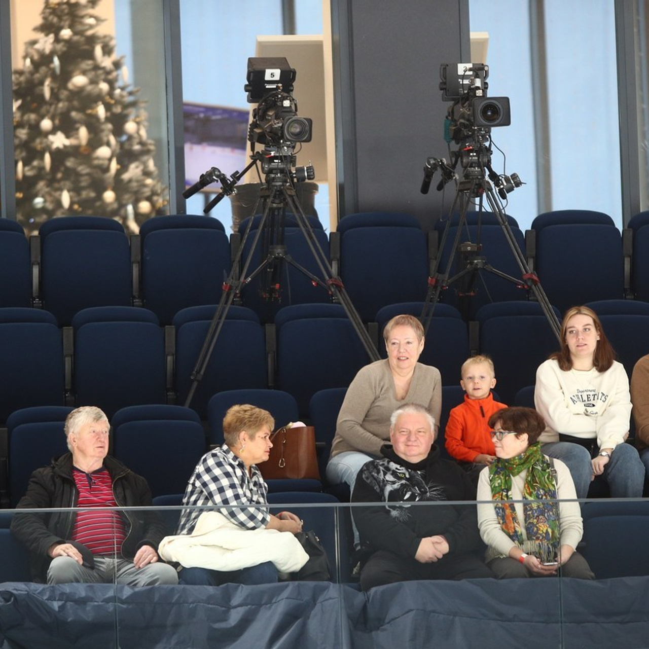 Отзывы о работе спортивного фотографа Евгения Семенова. Фотограф художественная гимнастика, фигурное катание, Москва и область