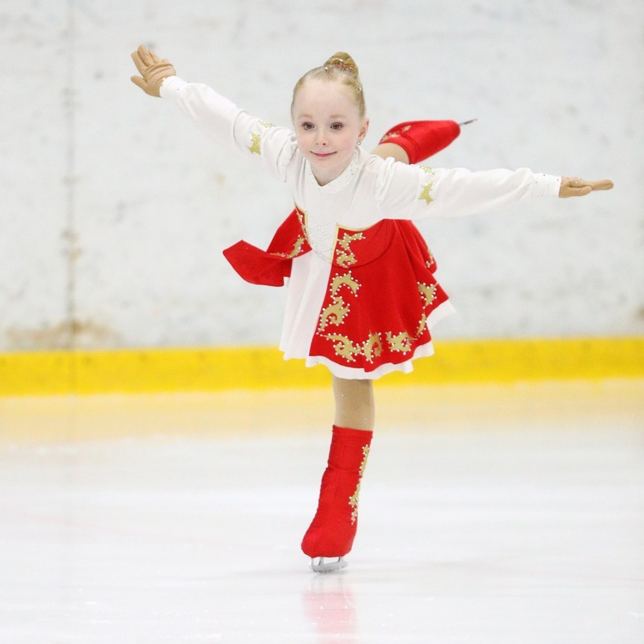 Отзывы о работе спортивного фотографа Евгения Семенова. Фотограф художественная гимнастика, фигурное катание, Москва и область