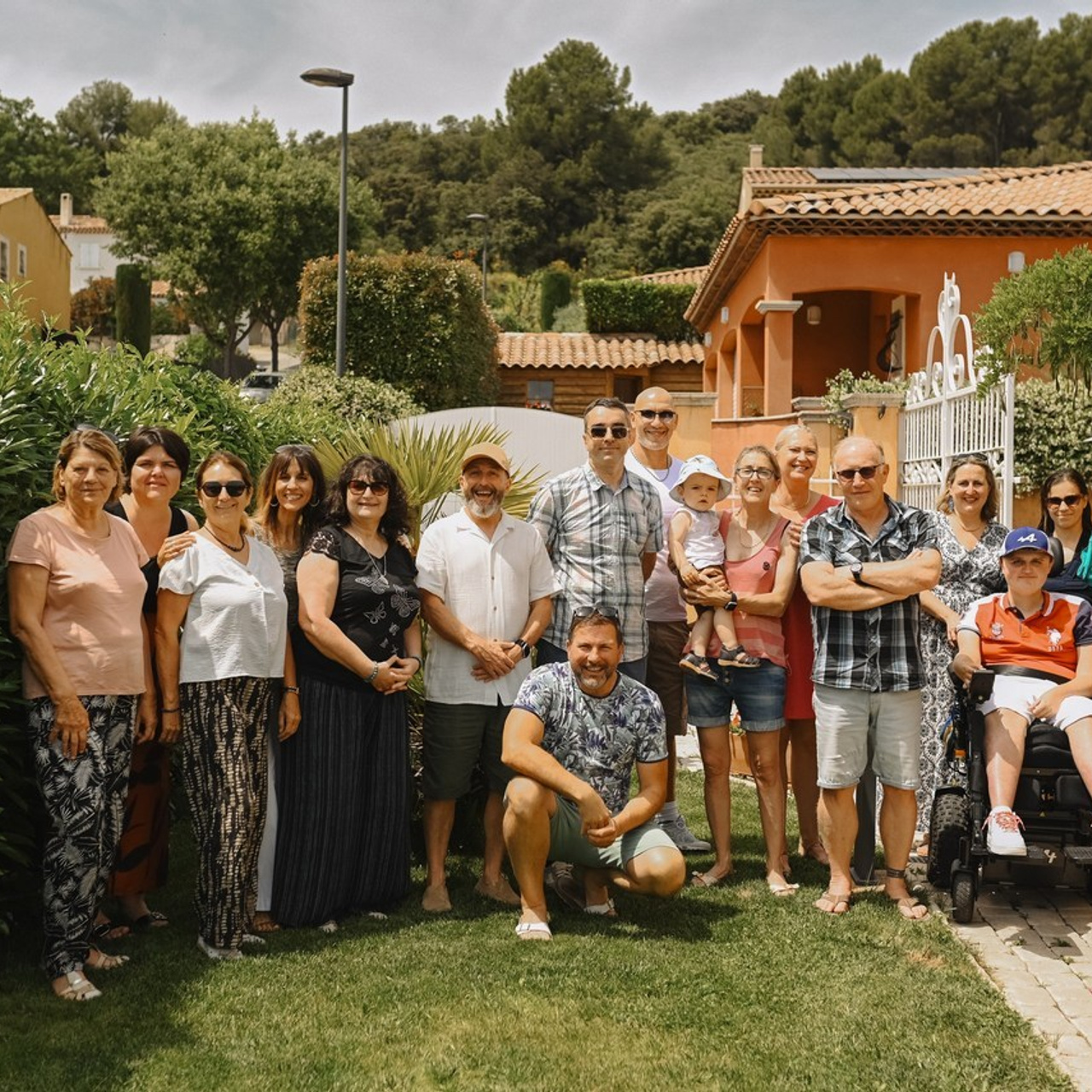 Feed back. Photographer in Provence Julia Lipiainen
