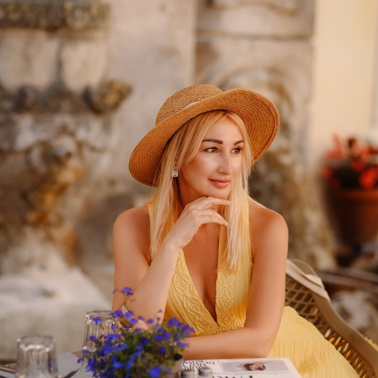 Feed back. Photographer in Provence Julia Lipiainen