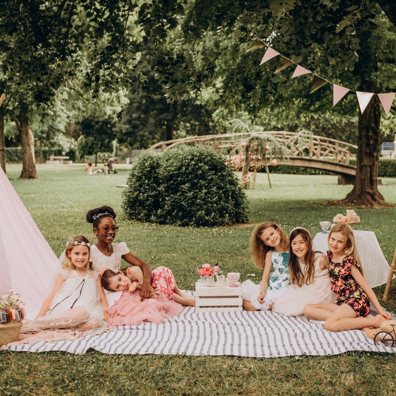 Feed back. Photographer in Provence Julia Lipiainen