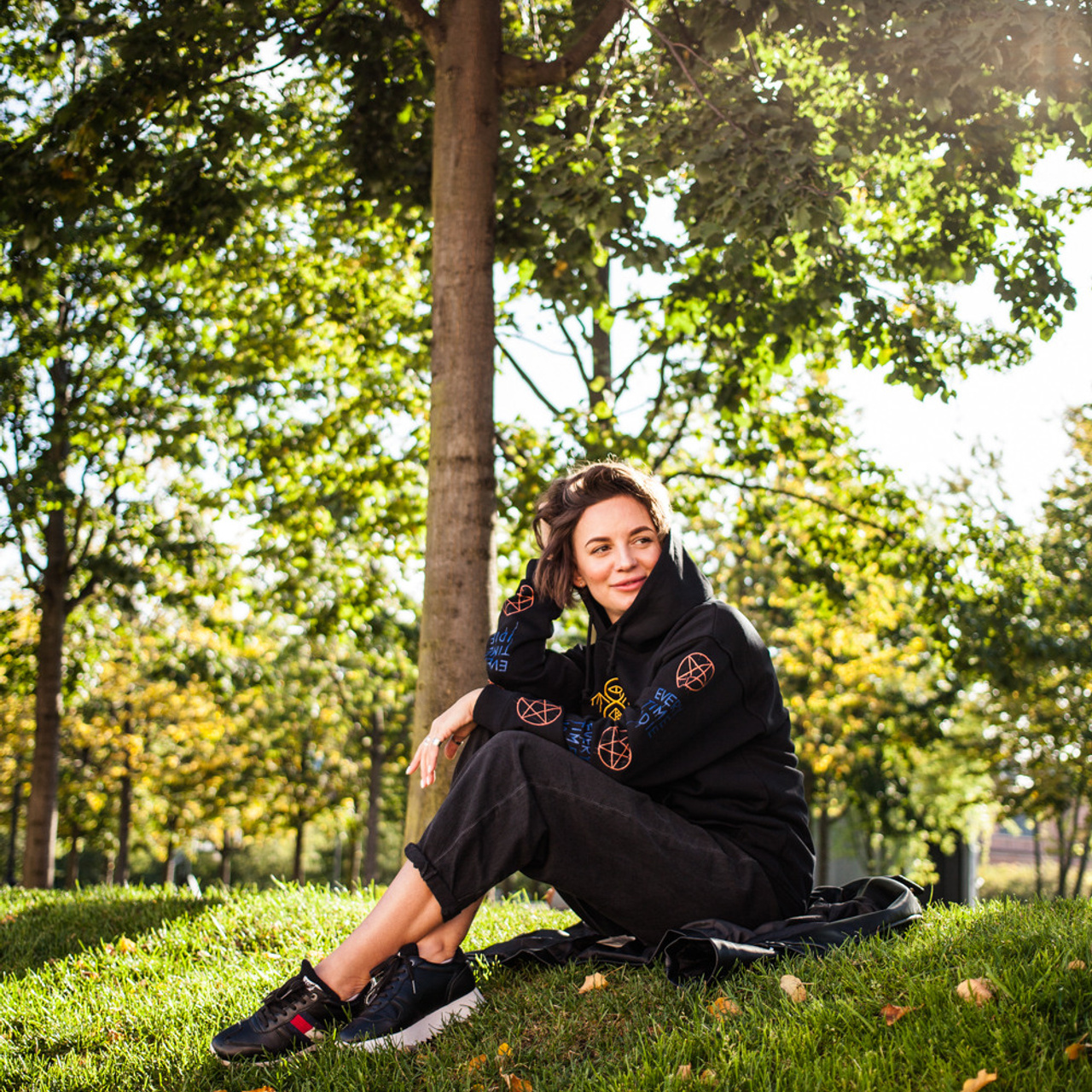 Прогулка Юлия в парке