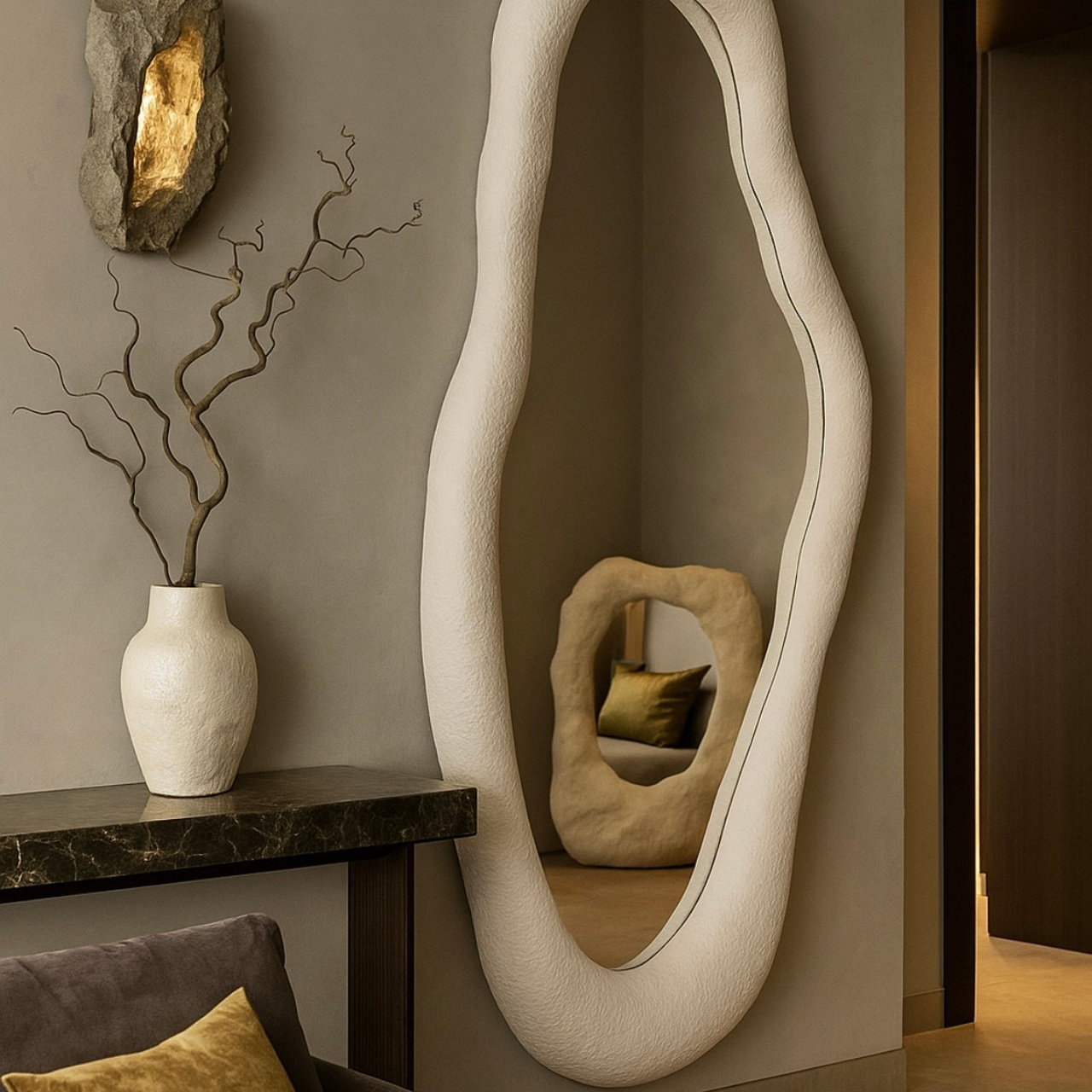 Подробнее о серии FORME. Купить premium art, интерьерные картины в интернет-магазине MONA