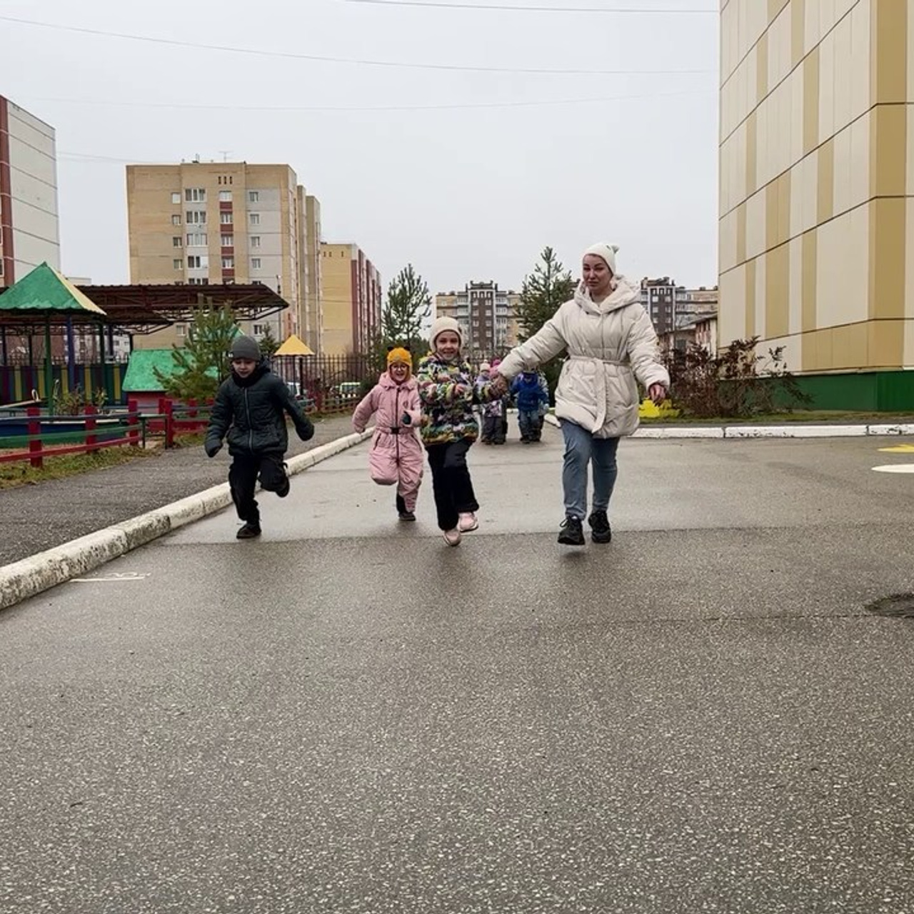 Выпускные альбомы в Ухте, Сосногорске, Вуктыле от 1300 руб. Выпускные альбомы  Ухта, Сосногорск, Вуктыл