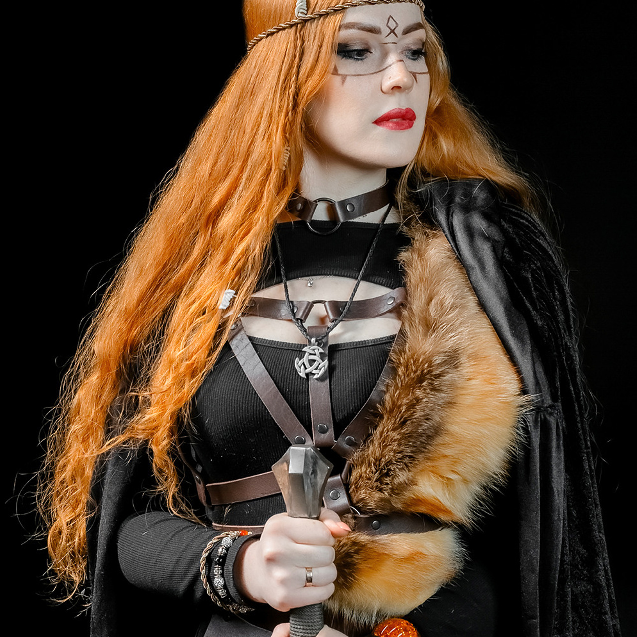 Фотографируют в студии DS Photo Самара. Фотостудия DS Photo