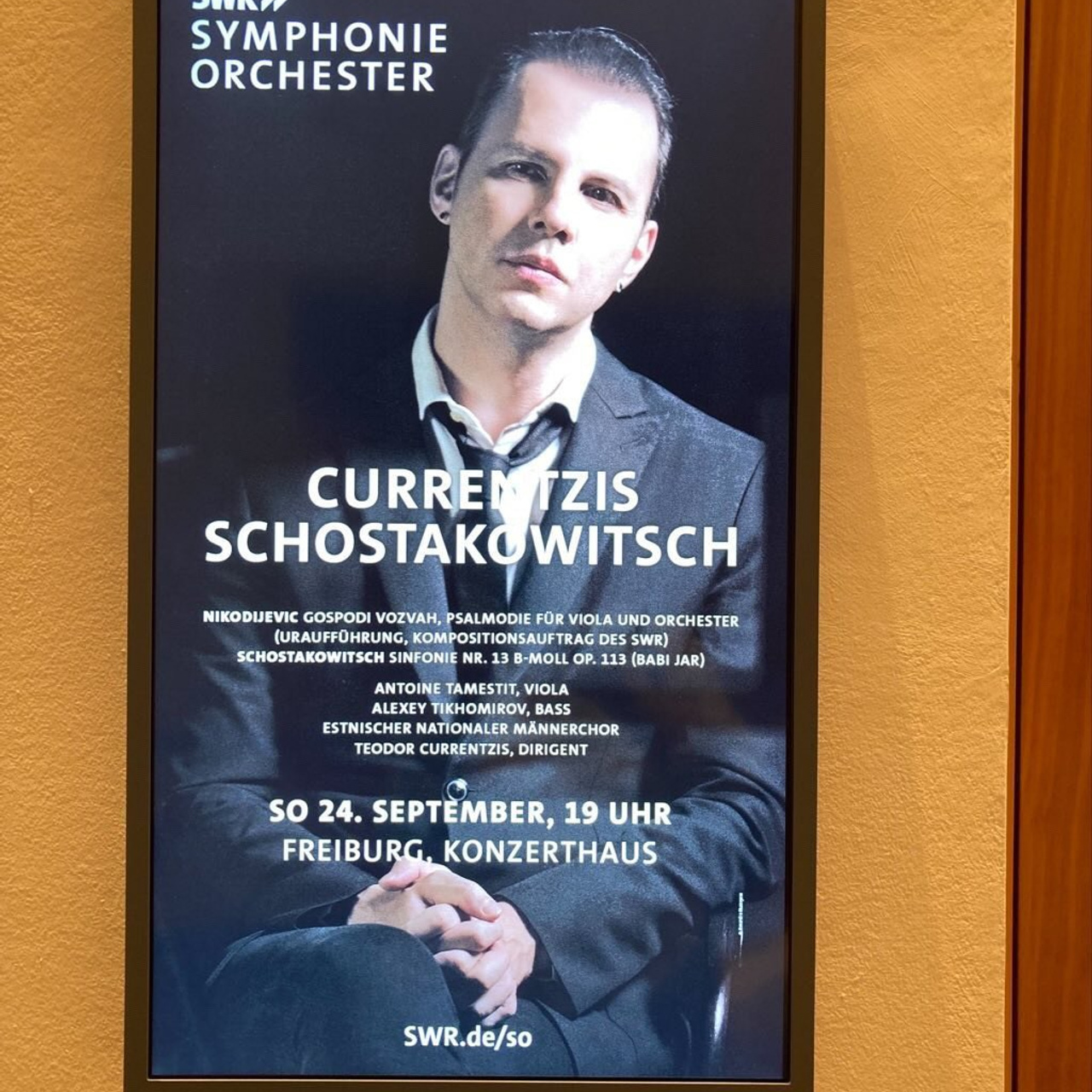 ABOUT ME. Visual artist and photographer Alexandra Muravyeva