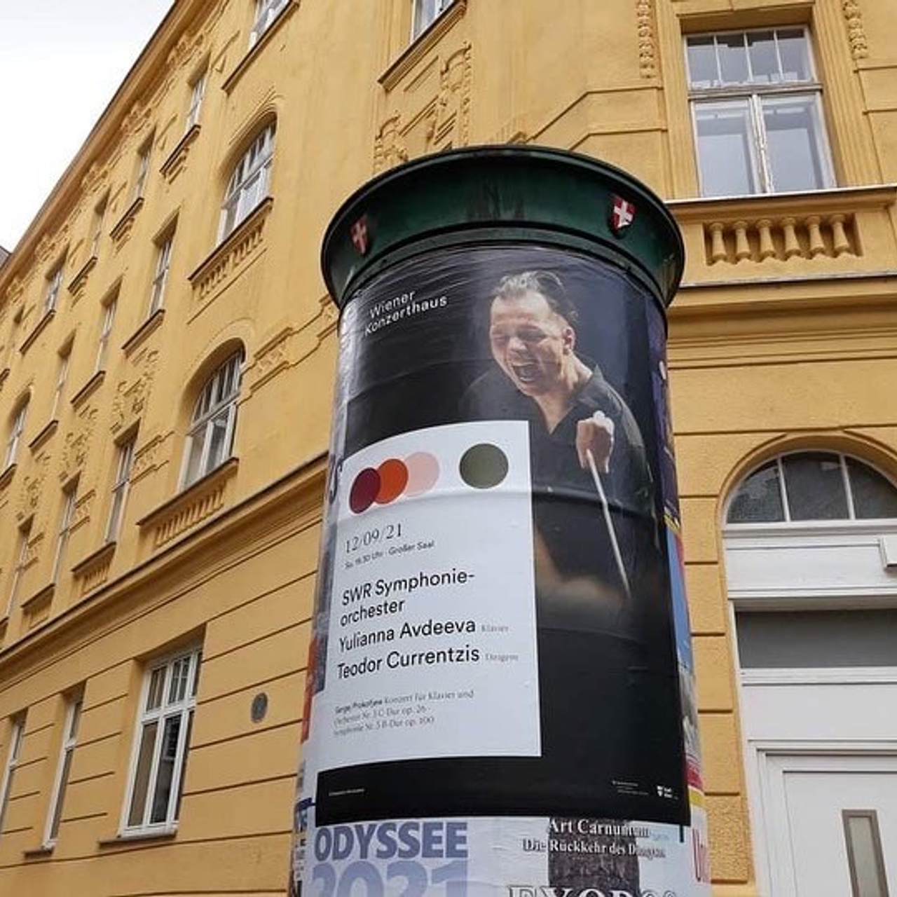 ABOUT ME. Visual artist and photographer Alexandra Muravyeva