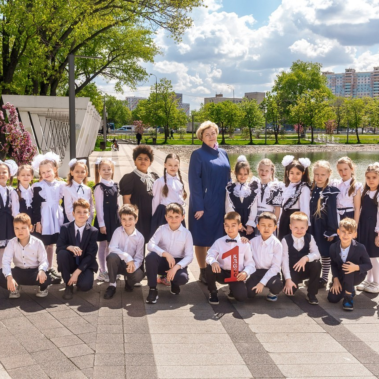 Студия школьной и детской фотографии в Москве. Школьные фотографы «НЕБУРАТИНО»