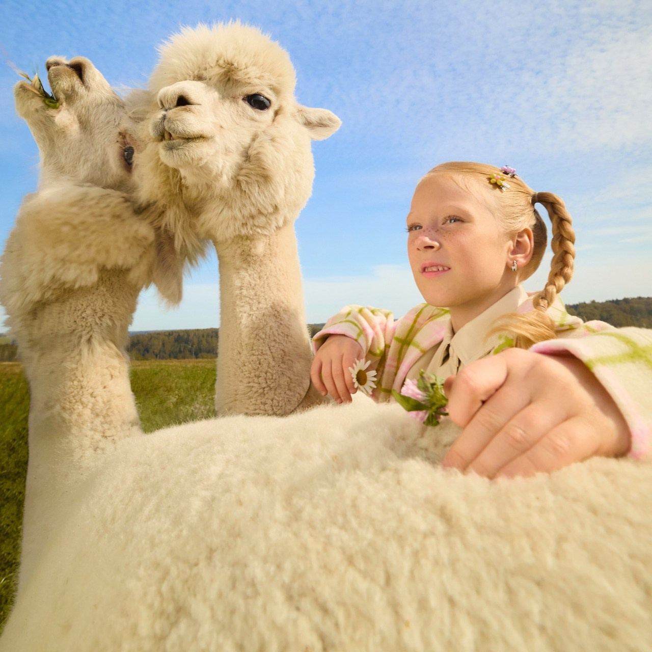Святослав Лебедев | Рекламный фотограф — Коммерческая съемка, Арт-дирекшн, AI-интеграция