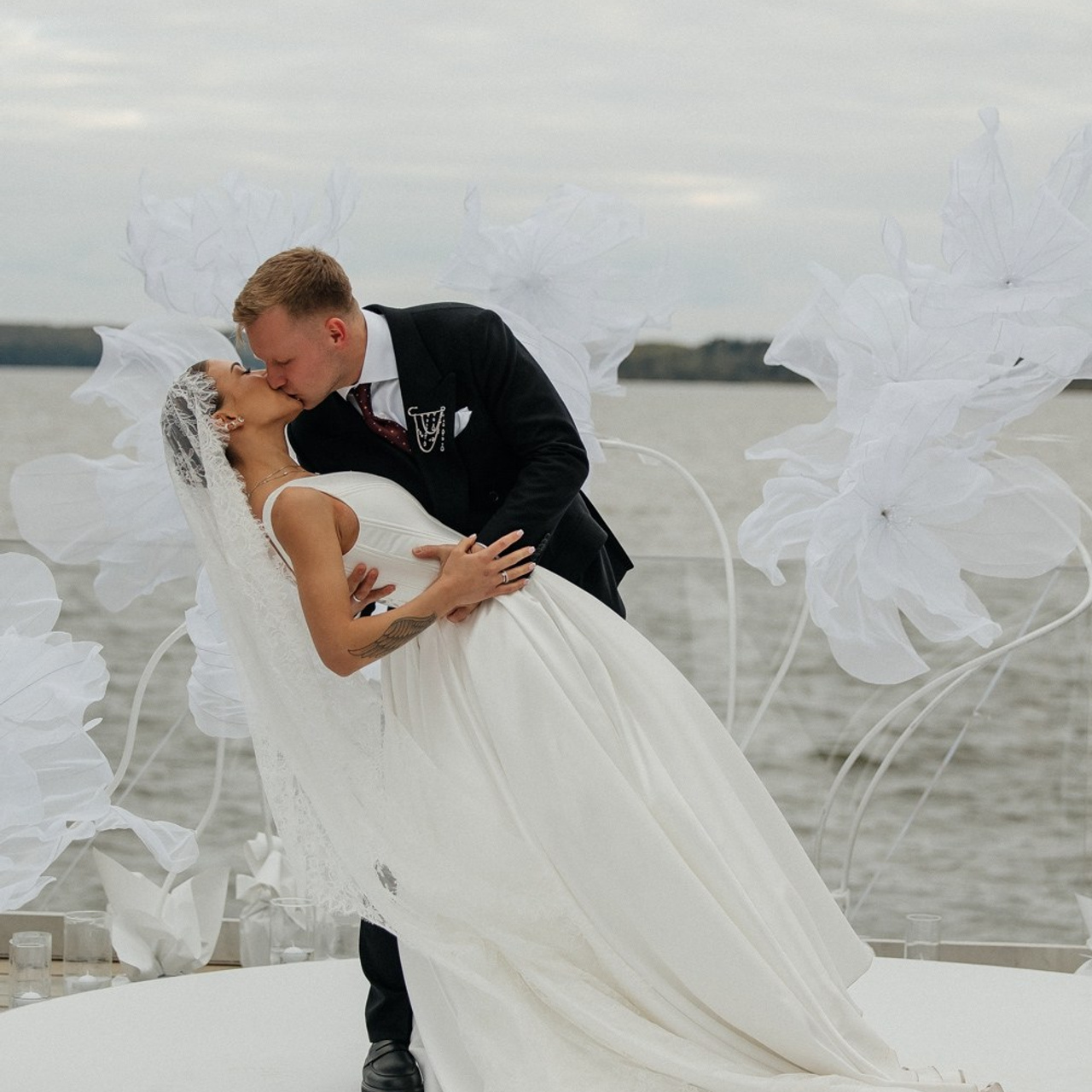 Отзывы о профессиональной свадебной видеосъёмке в Москве. Свадебный видеограф в Москве Максим Лобач-Граубергер