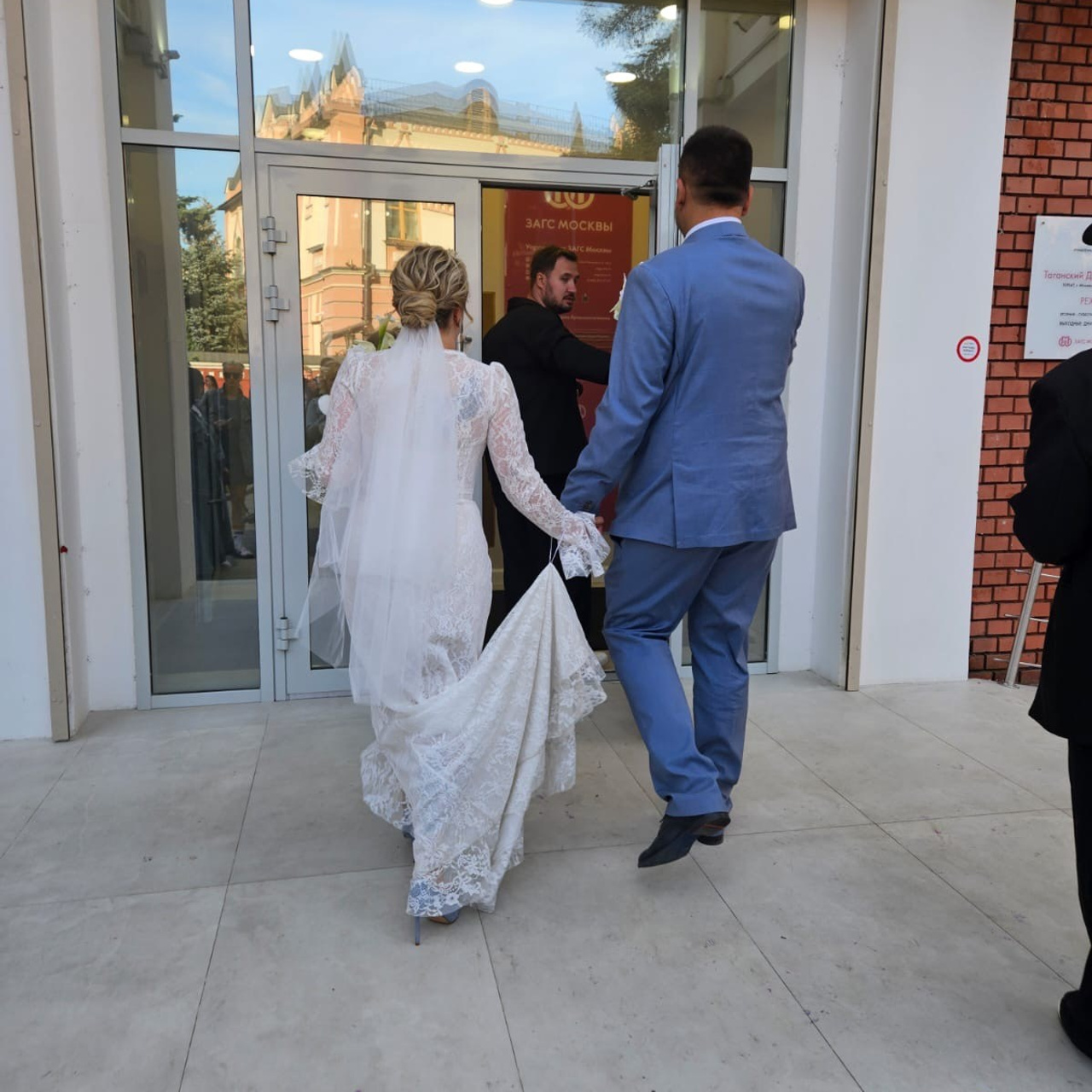 Отзывы о профессиональной свадебной видеосъёмке в Москве. Свадебный видеограф в Москве Максим Лобач-Граубергер