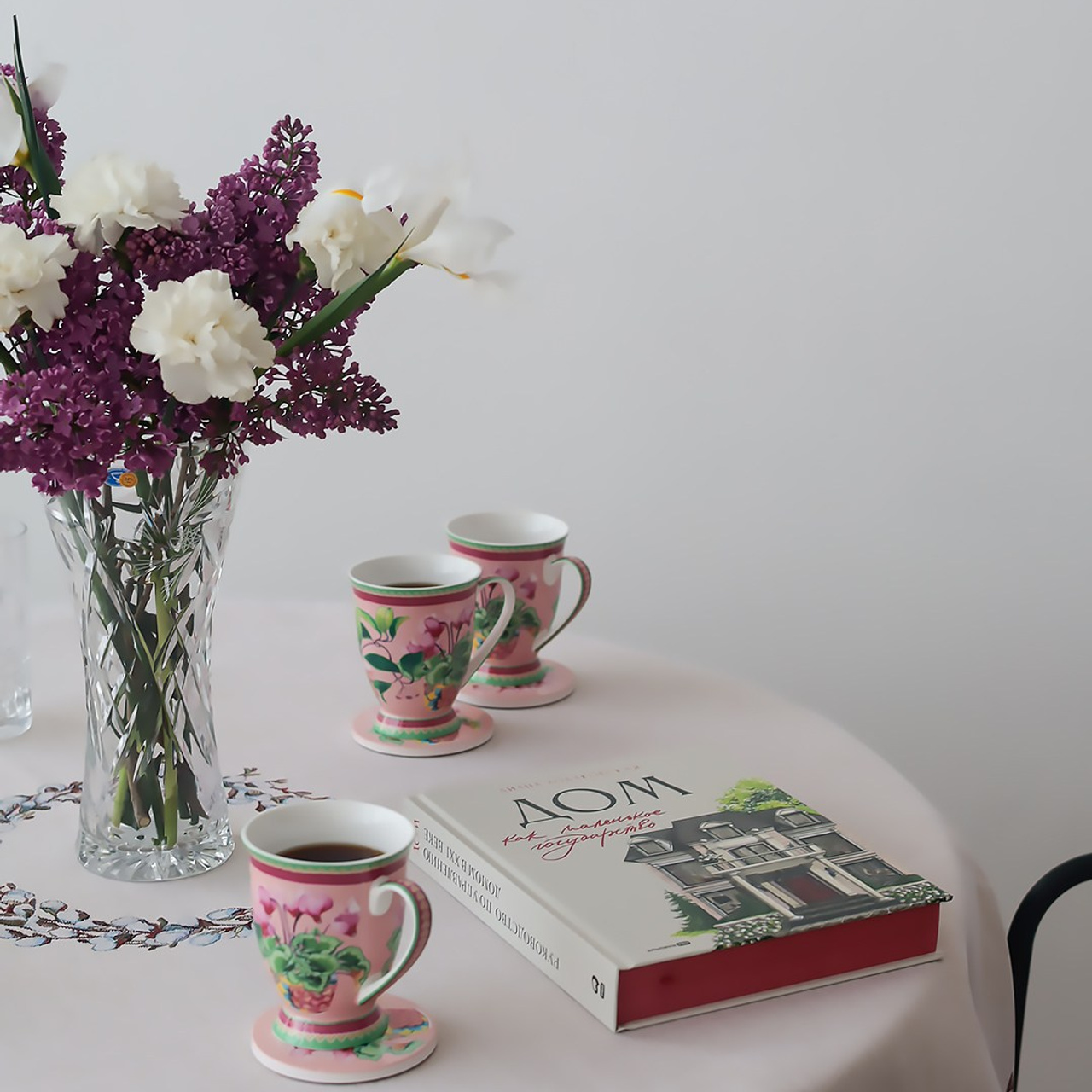 Книга. Фуд фотограф и сопровождение соцсетей в Москве