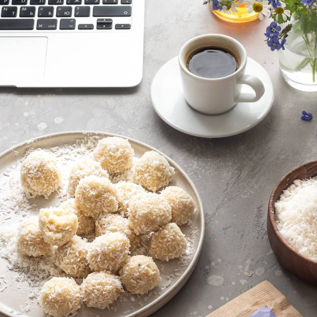 Кондитерские изделия (2021 г — фотографии на телефон). Фуд-фотограф и SMM в Москве