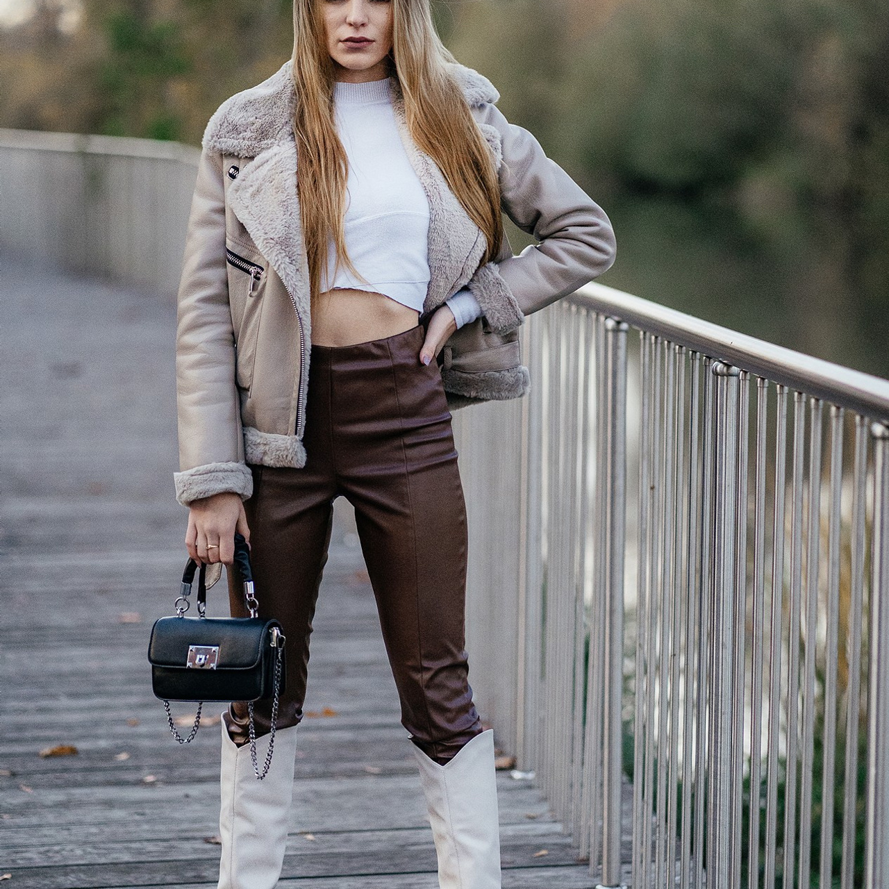 Рекламная съемка и маркетплейс. Контент съемка под ключ. Световое шоу / Москва и Мо