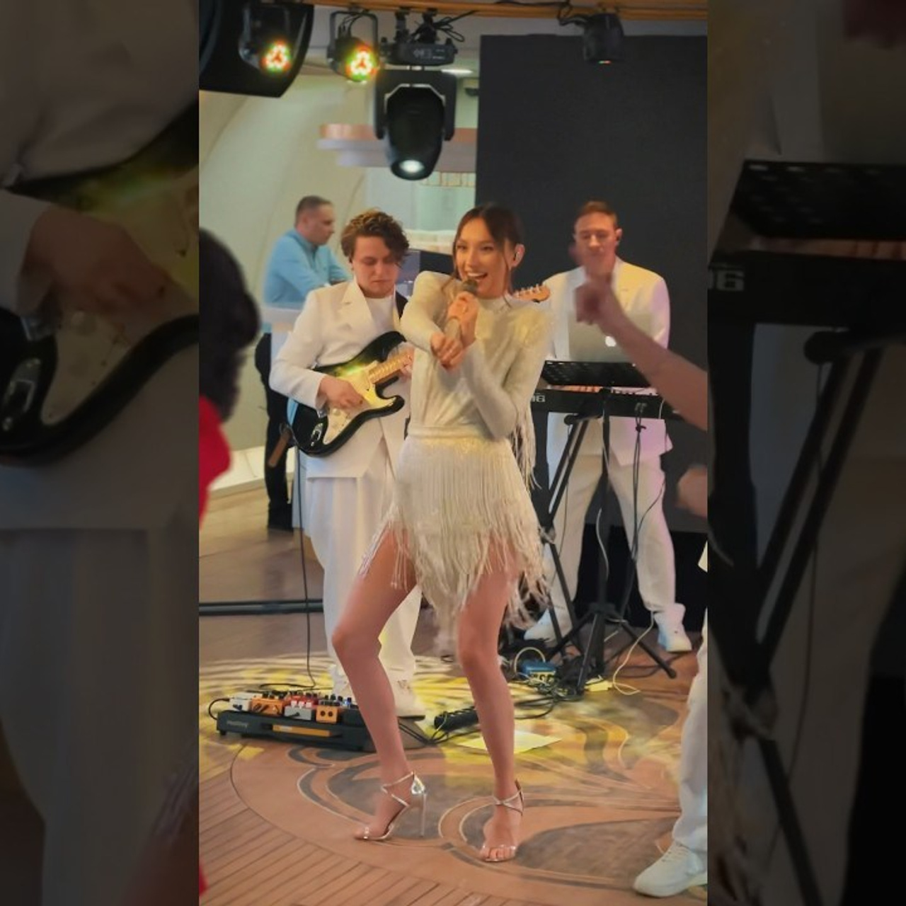 REELS. Контент съемка под ключ. Световое шоу / Москва и Мо