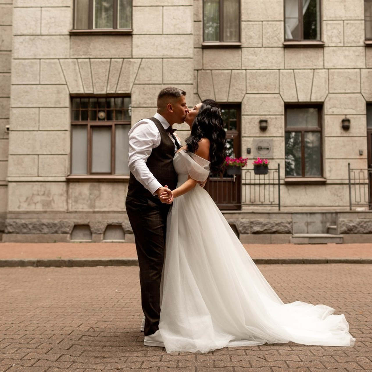 Проверенный свадебный фотограф. Свадебный фотограф Кирилл Белый