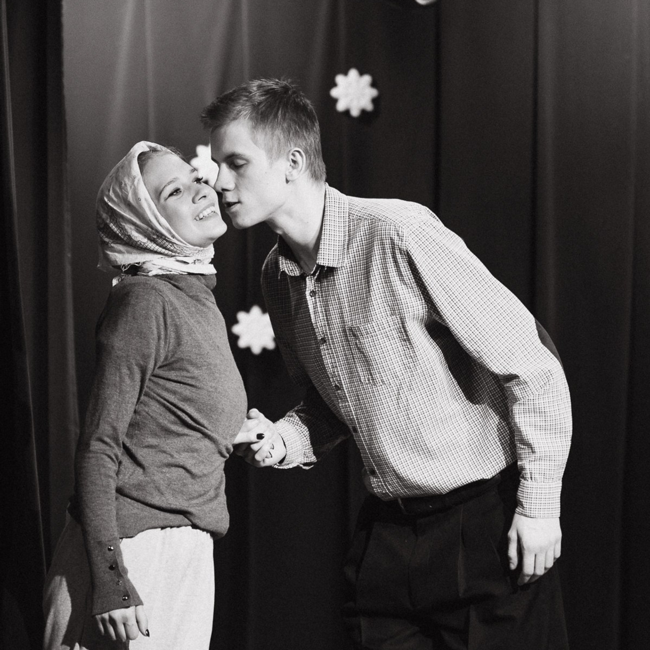 Театр Дом Девчата