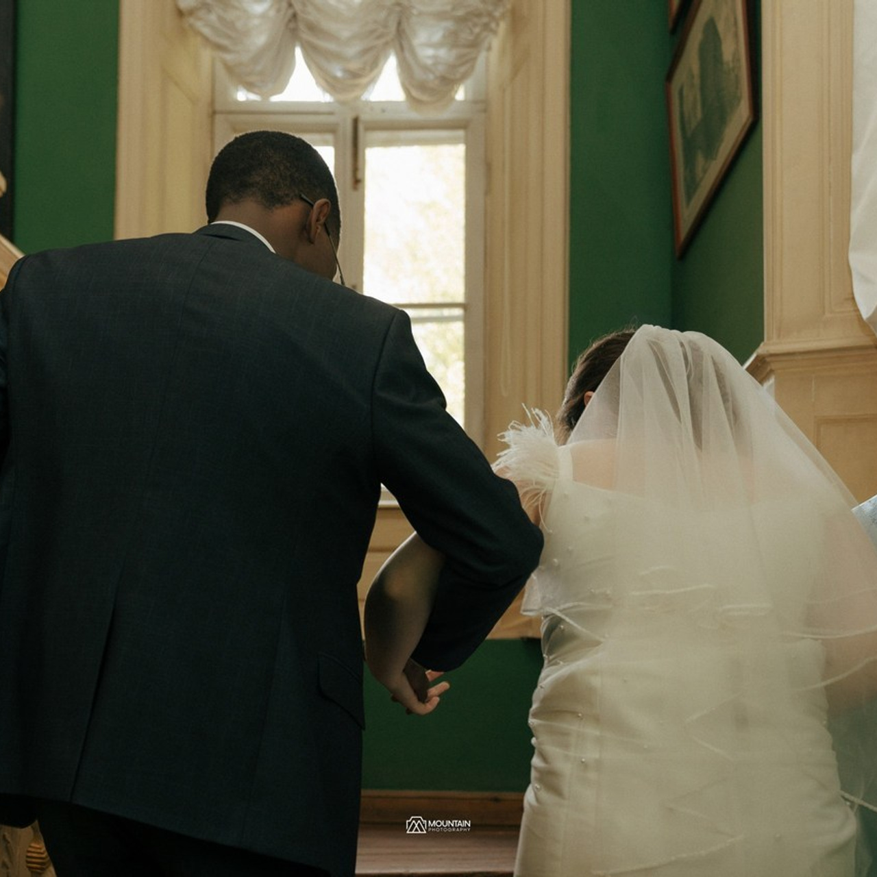 Testimonials. Photographer based in moscow Peter Tchana