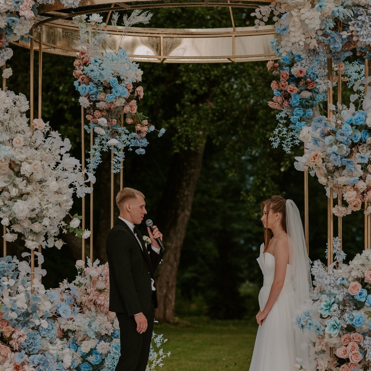 Отзывы о фотографе. Свадебный, репортажный и семейный фотограф в Москве Арина Зак