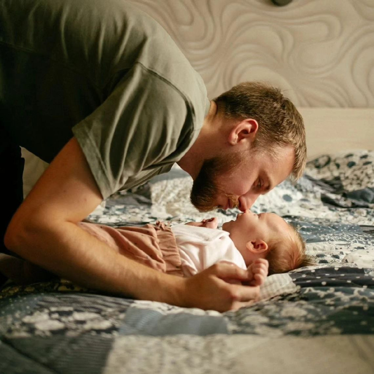 Наш папа не любит фотографироваться