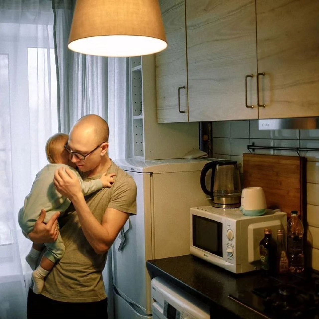 Наш папа не любит фотографироваться