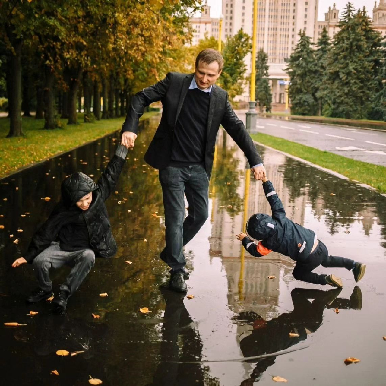 Наш папа не любит фотографироваться