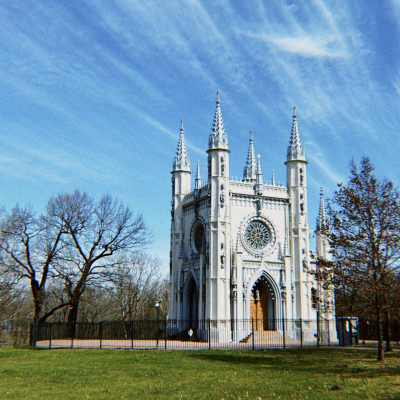 Красуйся, град Петров!