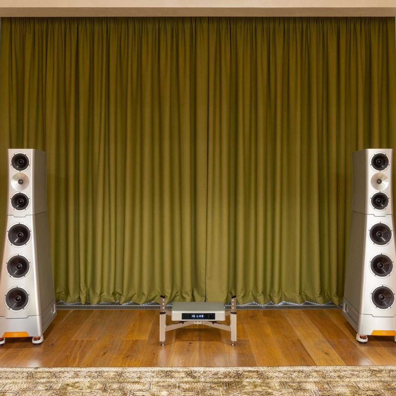 Отзывы. Предметный фотограф в Москве Вячеслав Тимошенко