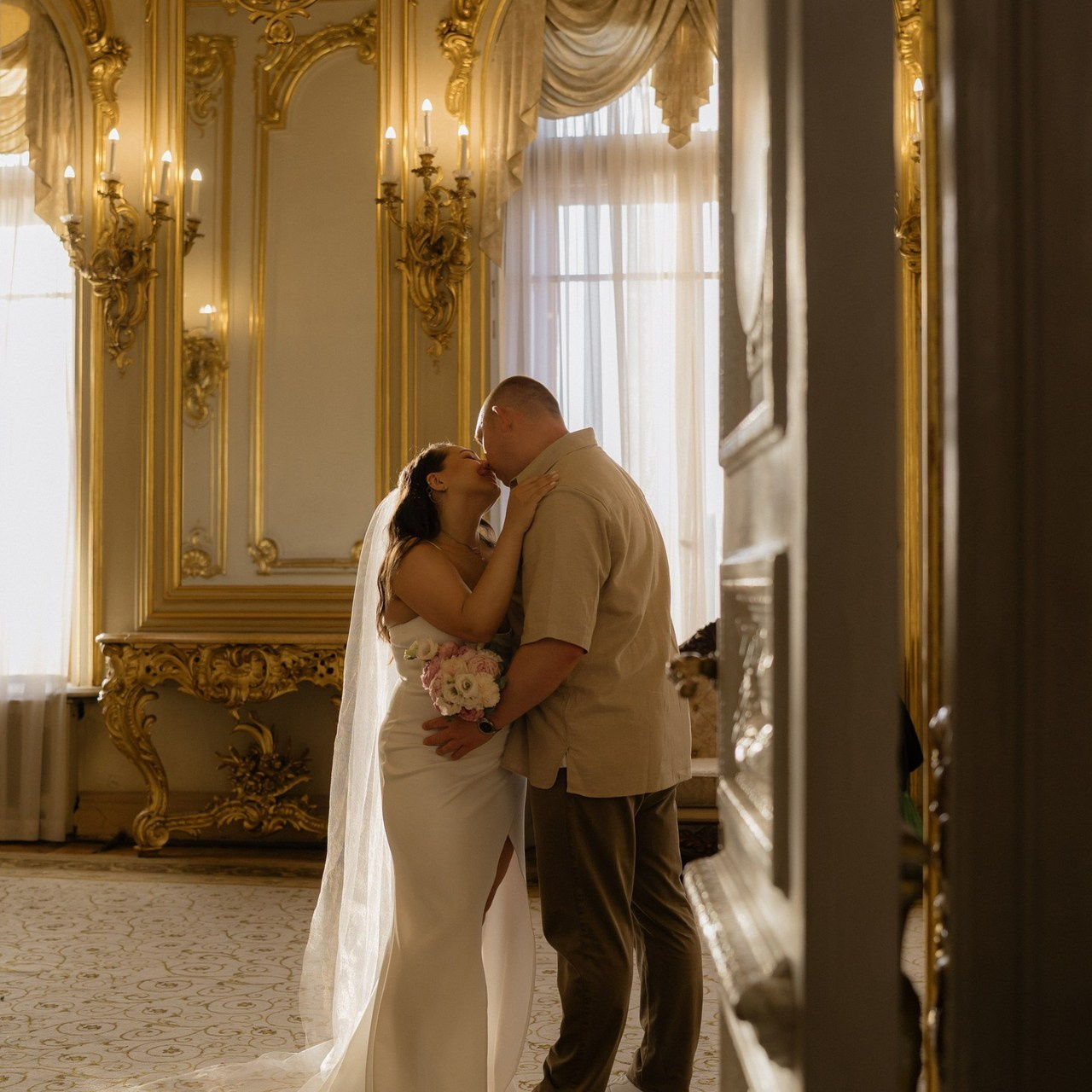 Отзывы. Свадебный фотограф в Санкт-Петербурге Саша Колоцей