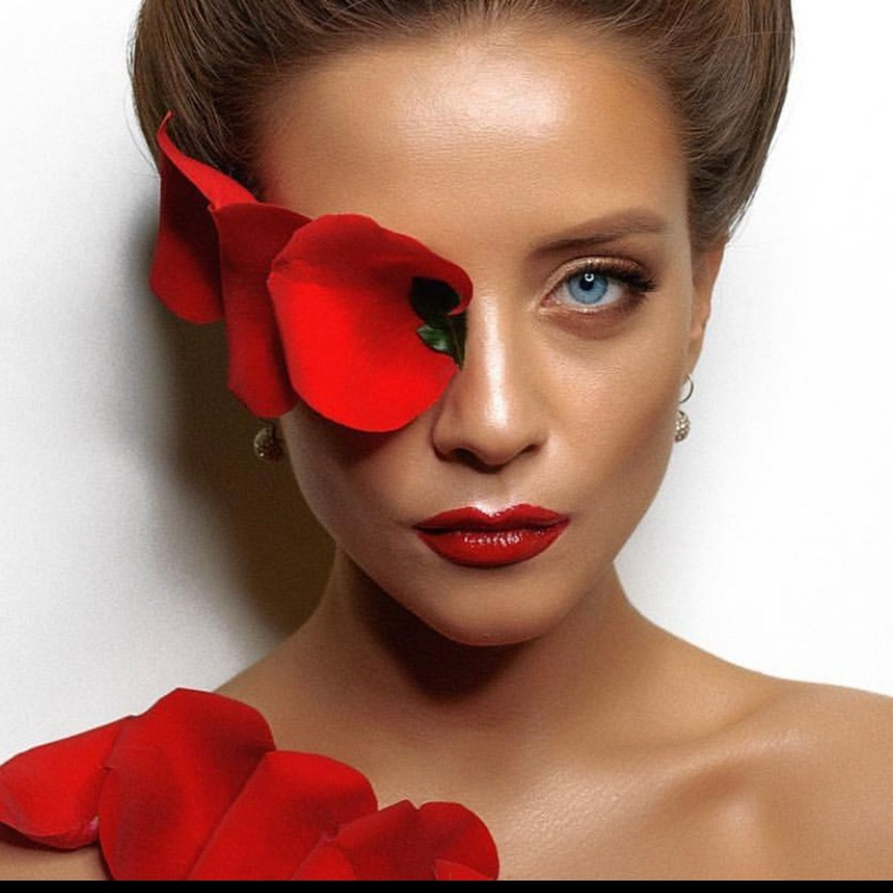 Для брендов и рекламы. Фотограф Устинов Евгений