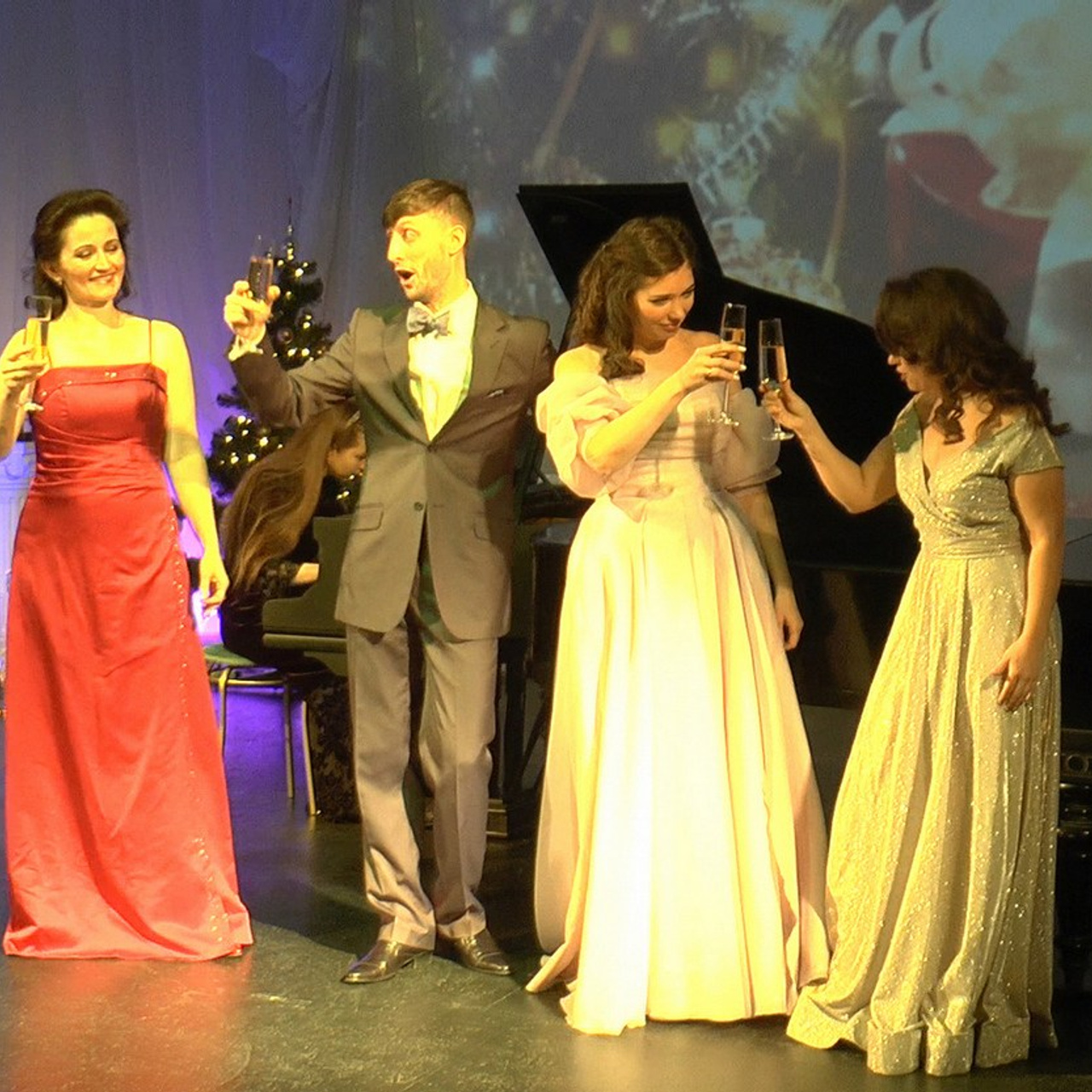 «Новогодняя опера!» праздничный ужин-концерт в особняке Шрёдера. Дом Шрёдера