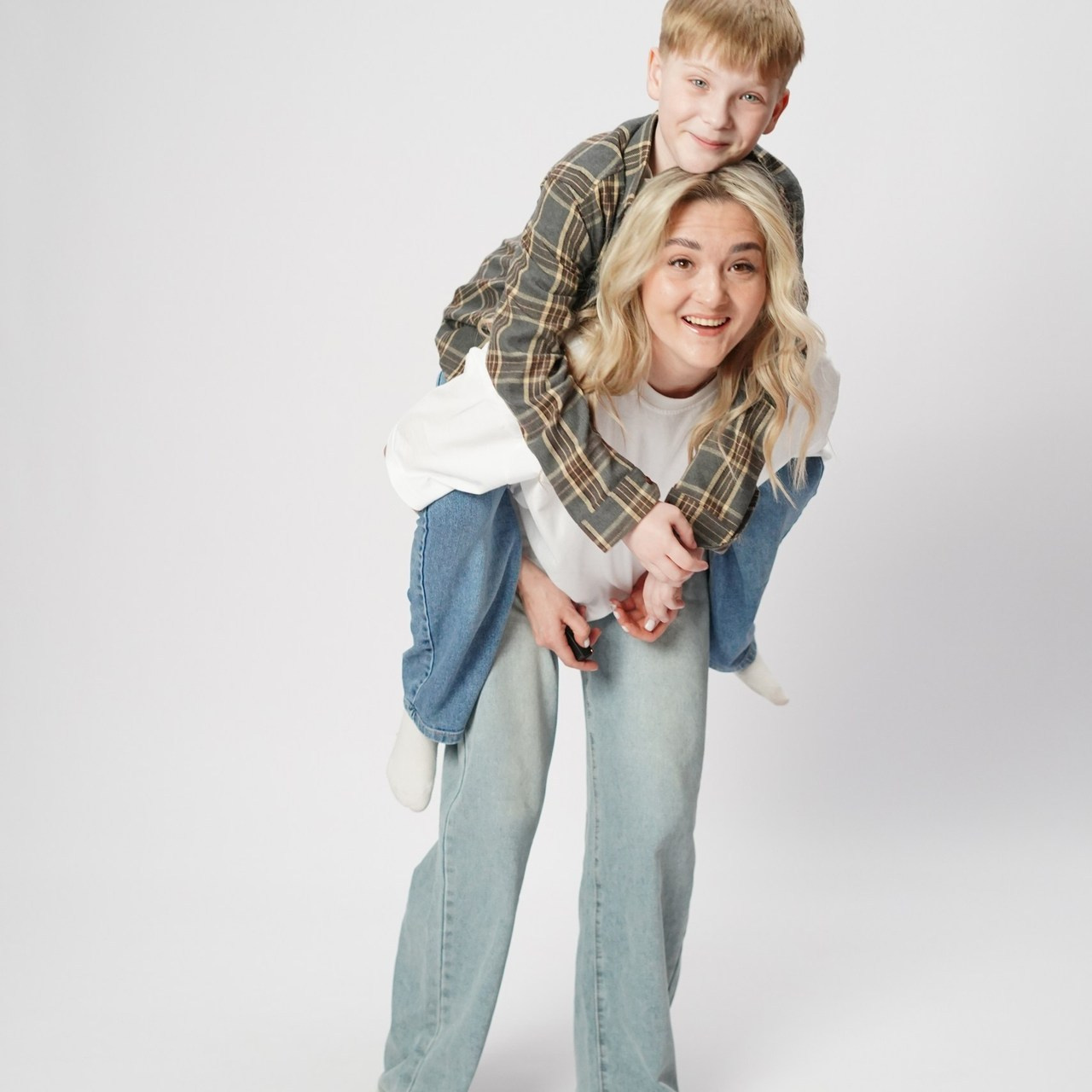 Отзывы. Автопортретная | CONTRAST | Губкин