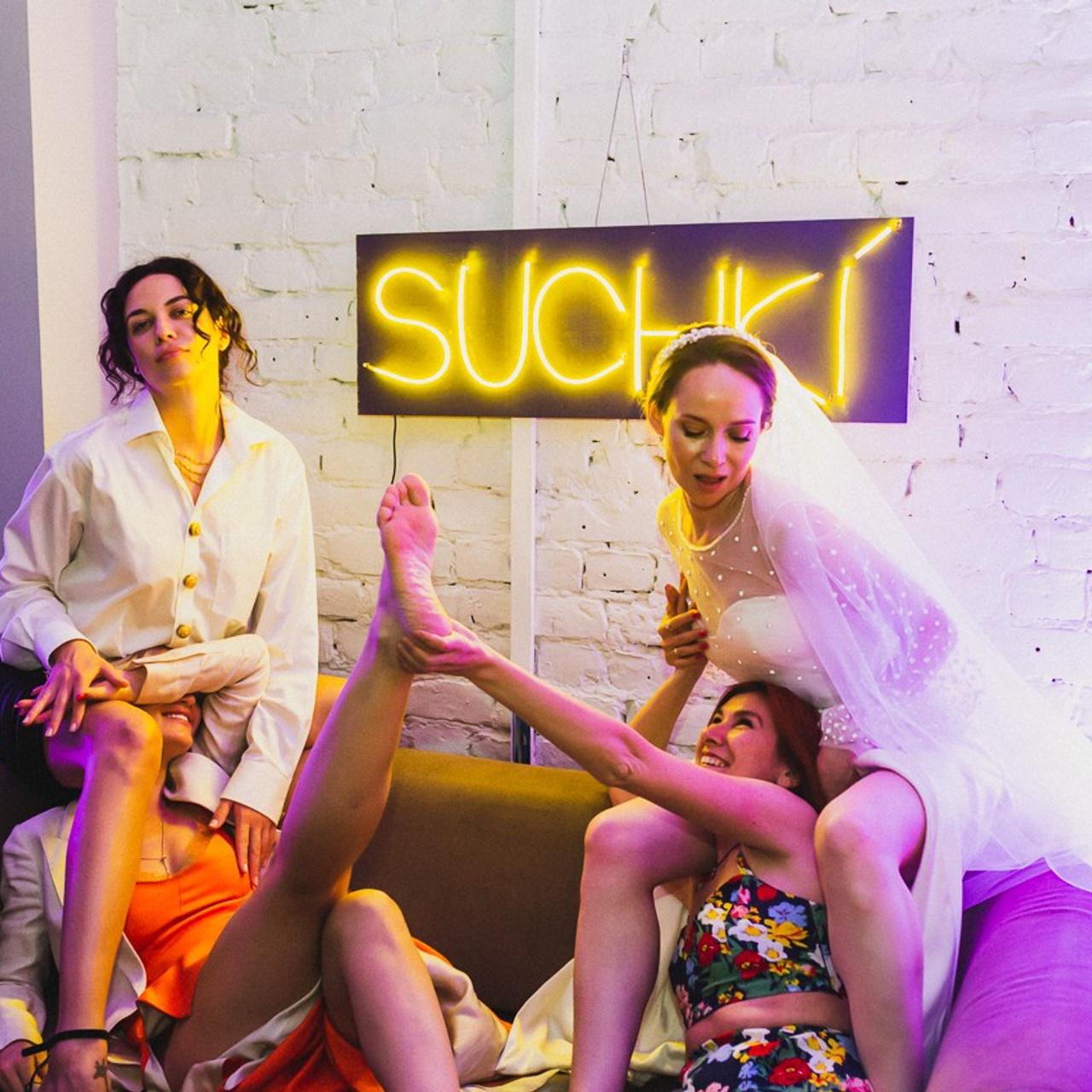 Бизон и валя. Фотограф Ольга Нестерова СПБ и т. д