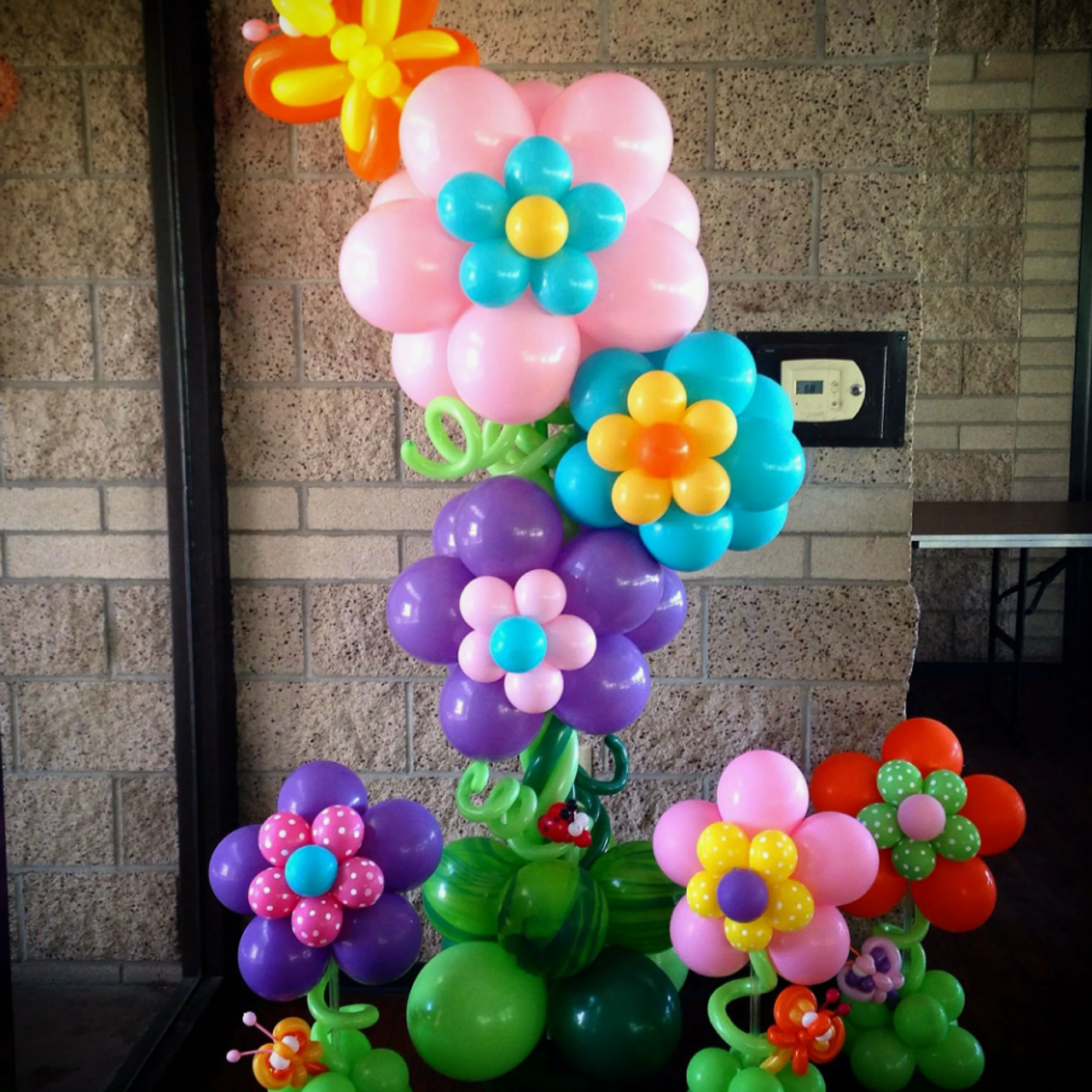 Dekoracija od balona balloons decorations. Шары с гелием, фотозоны Нови Сад Белград. Balone i dekoracije od balona Novi Sad Beograd